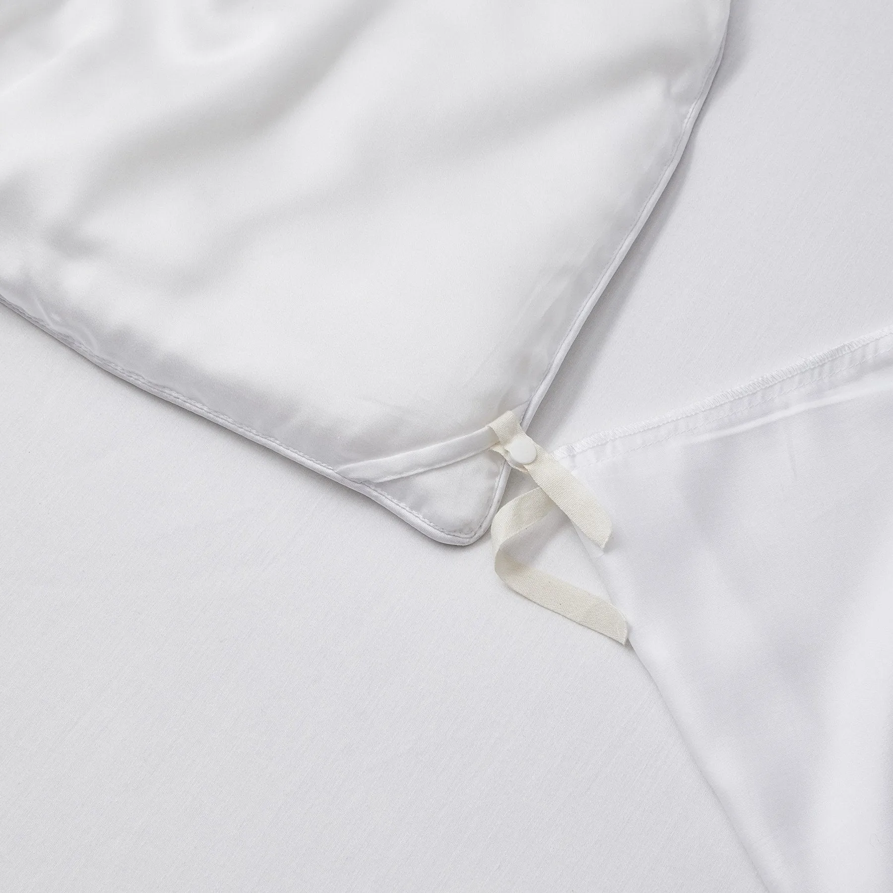 AiryWeight Eucalyptus Comforter