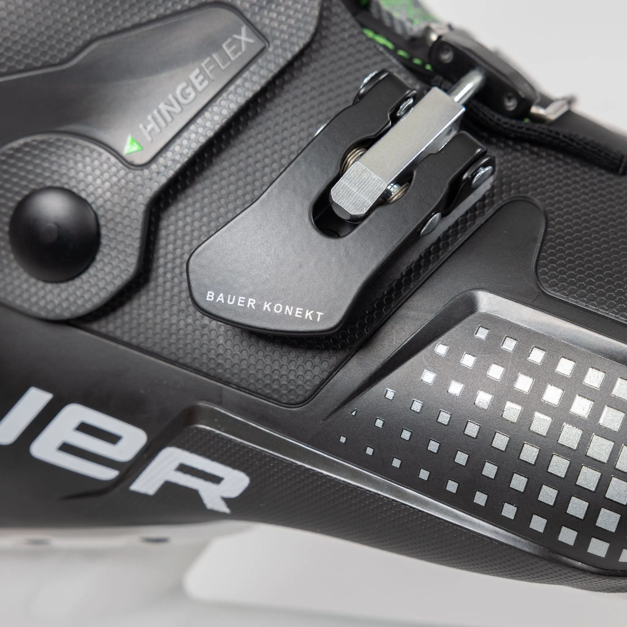 Bauer Konekt Senior Goalie Skates - 2022