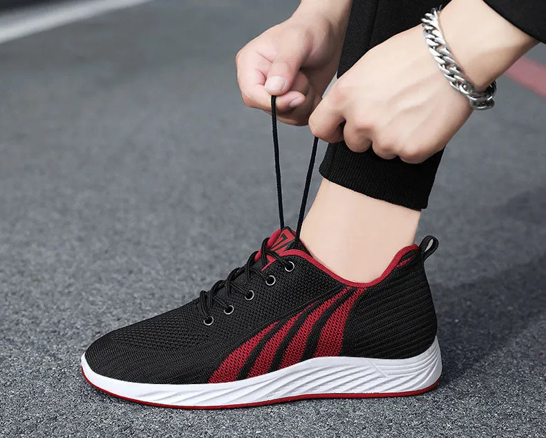 Classic Lightweight Men's Sneakers with Adjustable Features