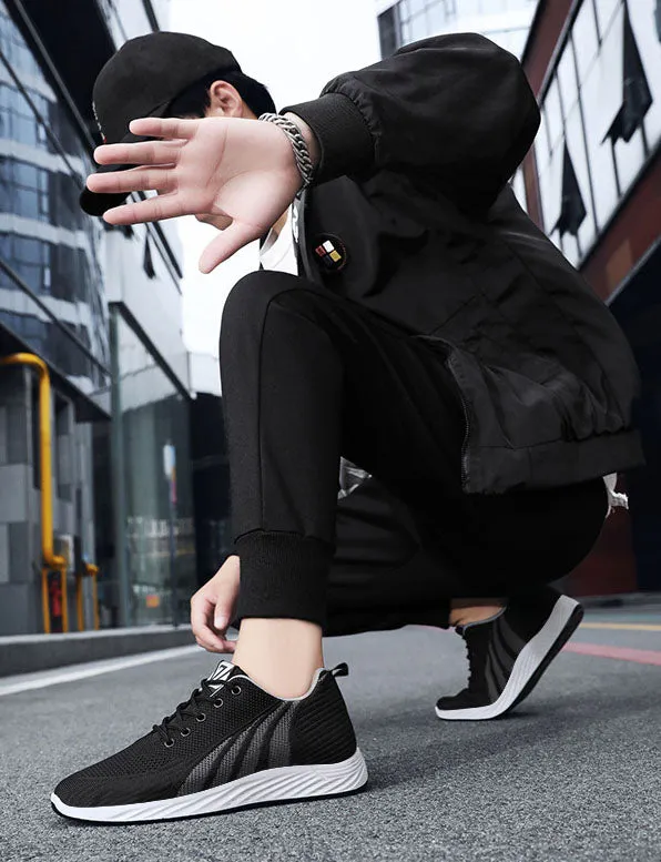 Classic Lightweight Men's Sneakers with Adjustable Features
