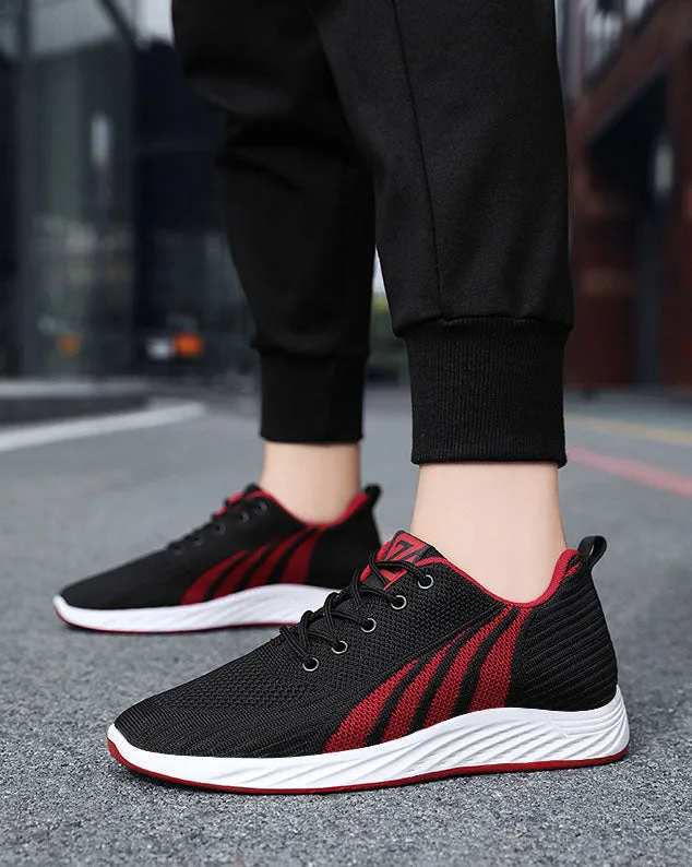 Classic Lightweight Men's Sneakers with Adjustable Features