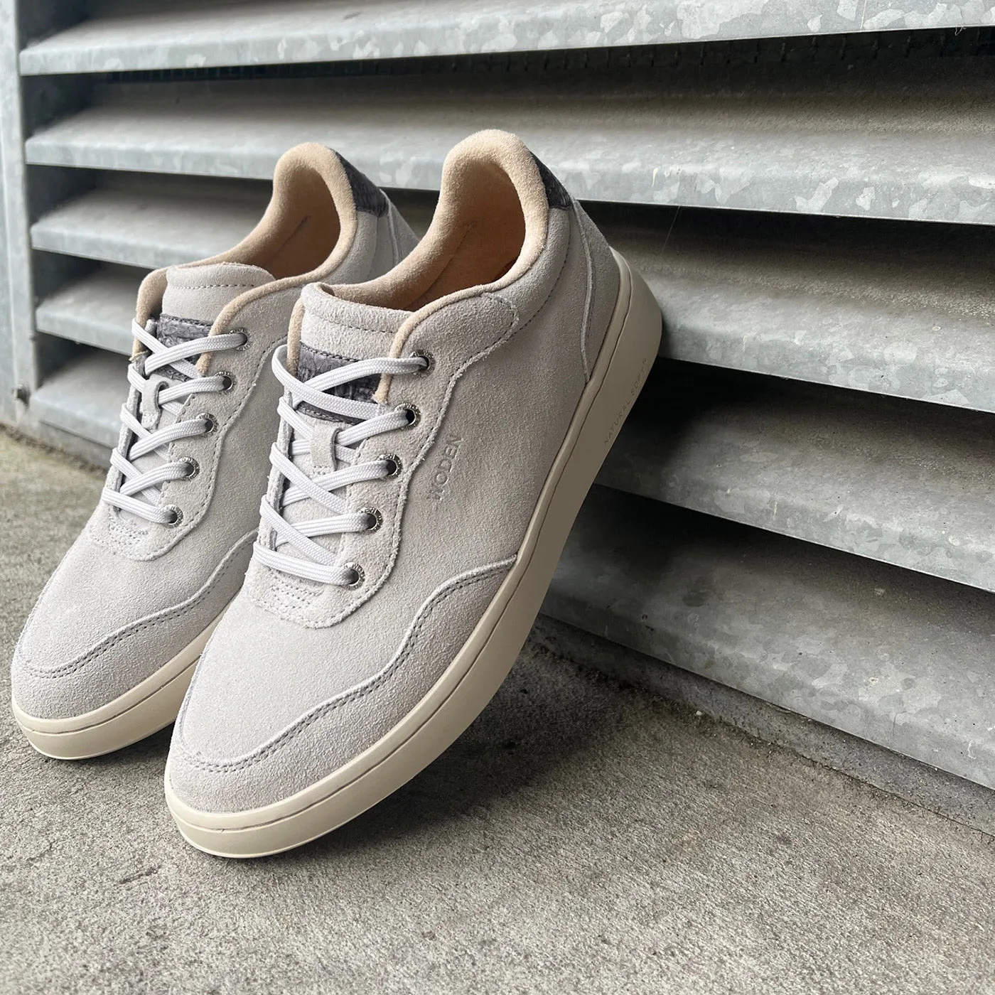 Evelyn Suede - Oyster