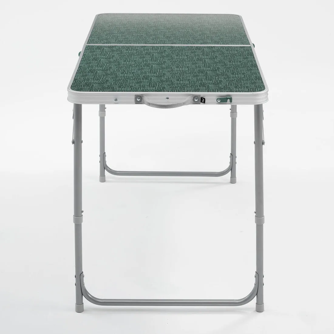 FOLDING CAMPING TABLE - 4 TO 6 PEOPLE