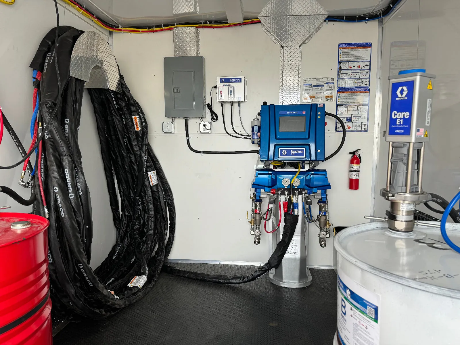 Graco E30 R3 Elite Spray Foam Rig (GFX20E30R3E1)