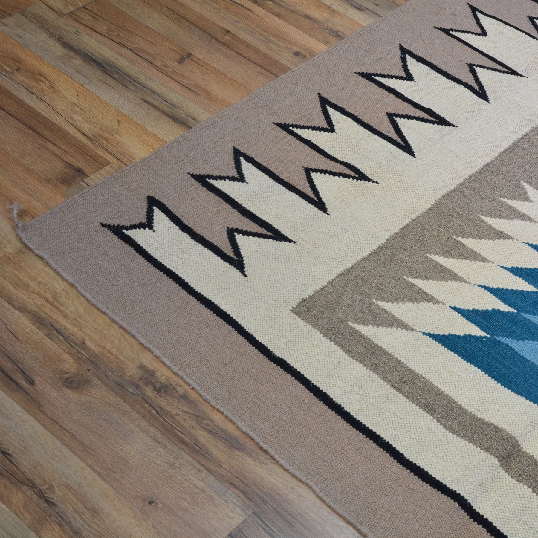 Hand-Woven Reversible Southwestern Design Handmade Wool Kilim (Size 10.0 X 13.10) Cwral-10299