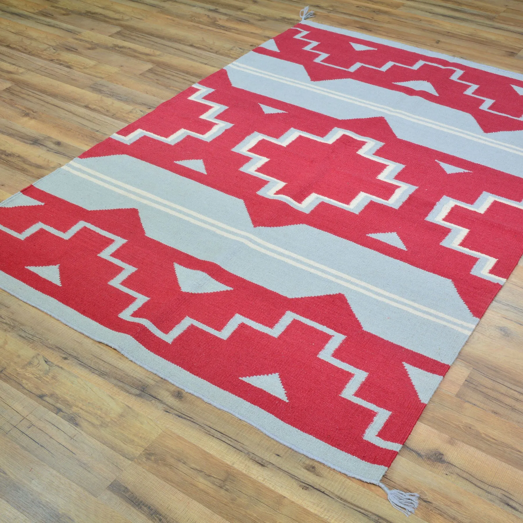 Hand-Woven Reversible Southwestern Design Handmade Wool Kilim (Size 4.2 X 5.11) Cwral-10356