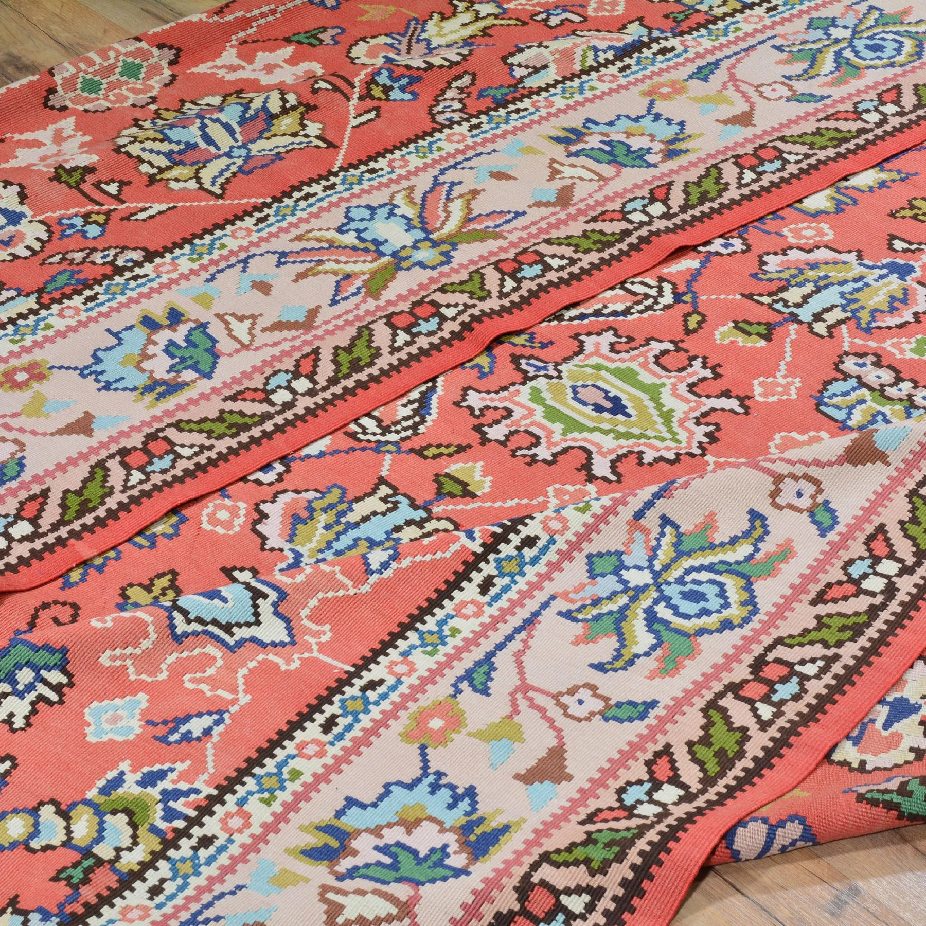 Hand-Woven Vintage Bulgarian old Kilim Wool Rug (Size 10.4 X 12.5) Cwral-579