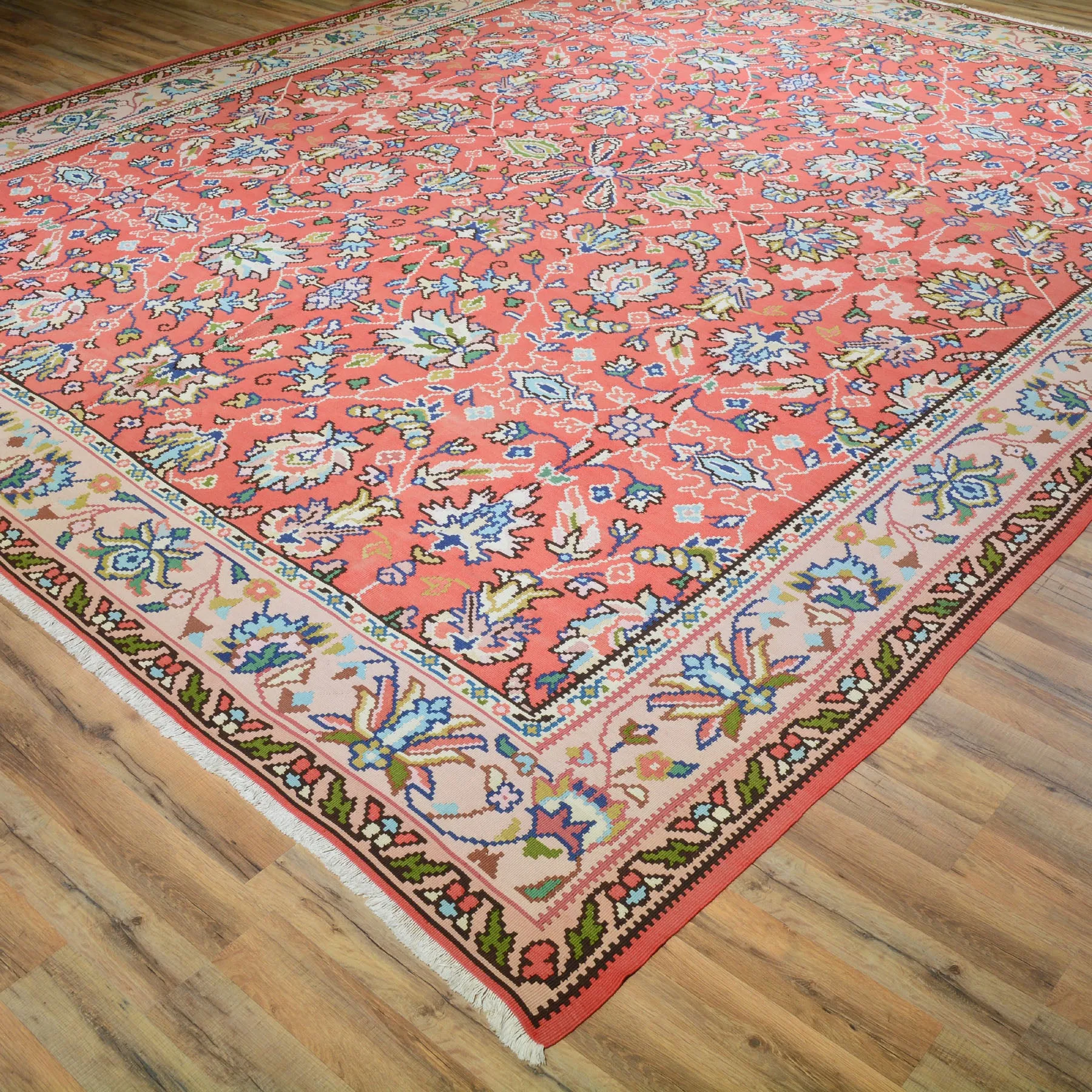 Hand-Woven Vintage Bulgarian old Kilim Wool Rug (Size 10.4 X 12.5) Cwral-579