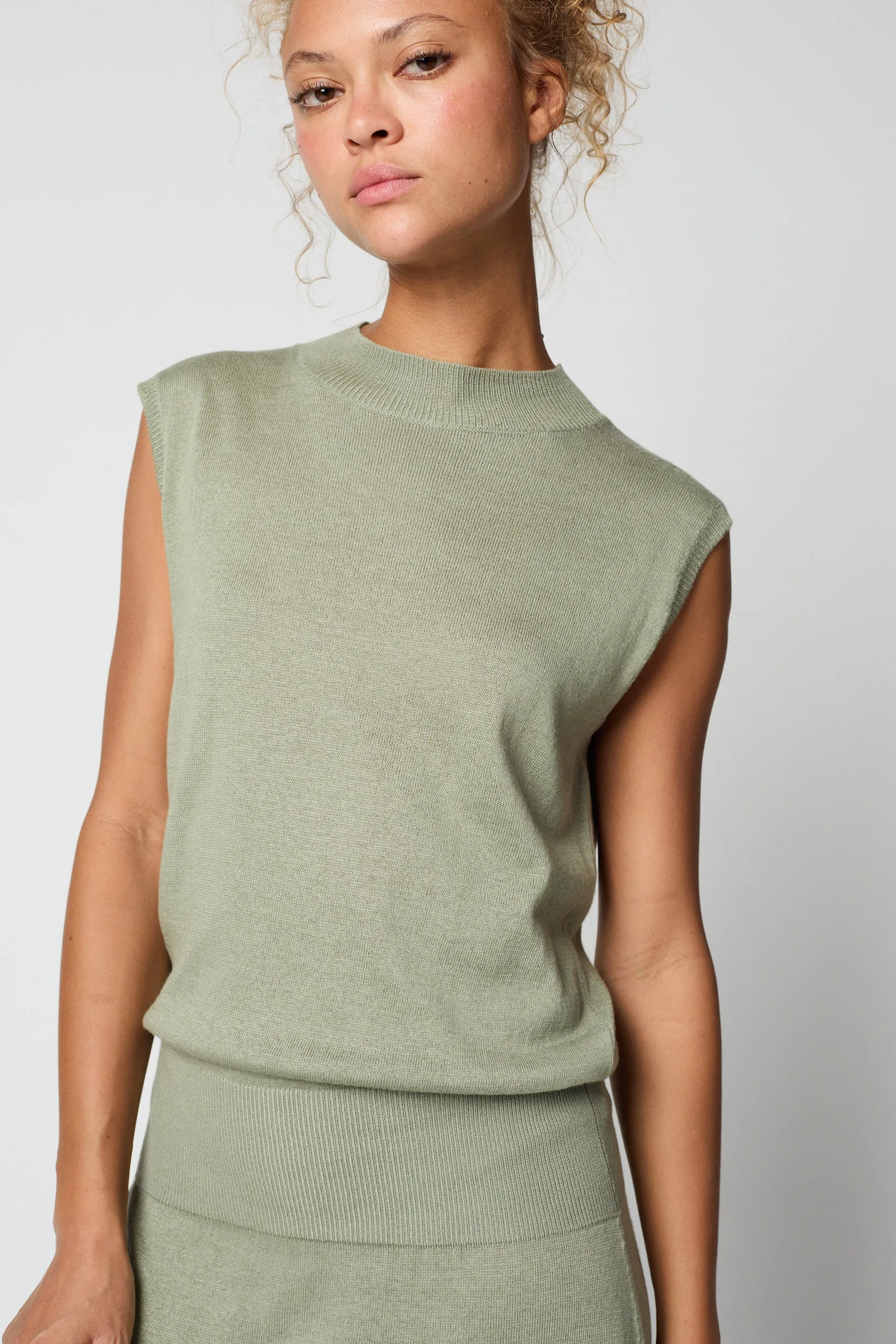 HIGH GAUGE DRESS