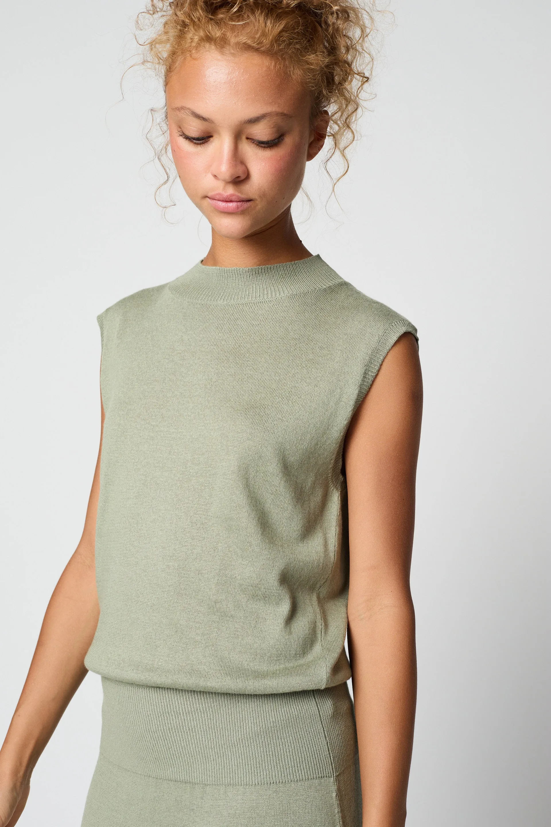 HIGH GAUGE DRESS