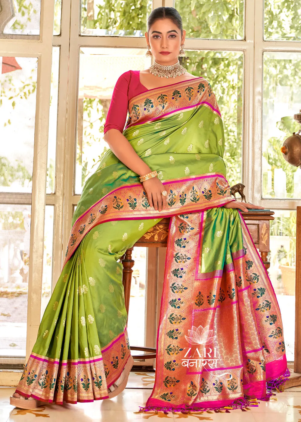 Jhanvi : Banarasi woven saree in the shade of Green