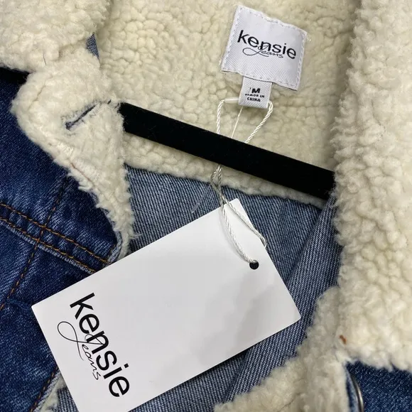 KENSIE jean jacket with faux fur collar! COZY and CUTE