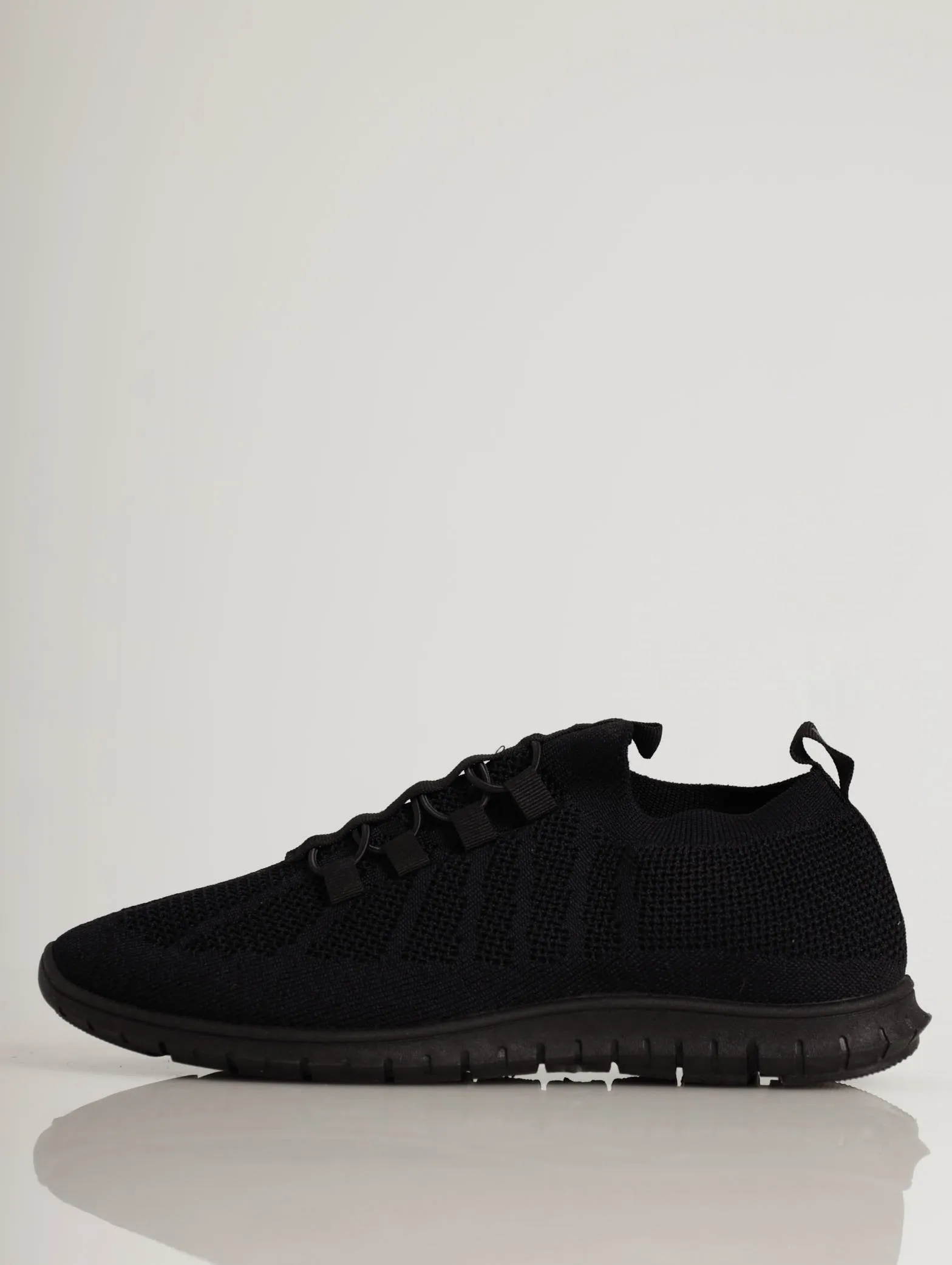 Ladies Soft Nansia Sneaker - Black
