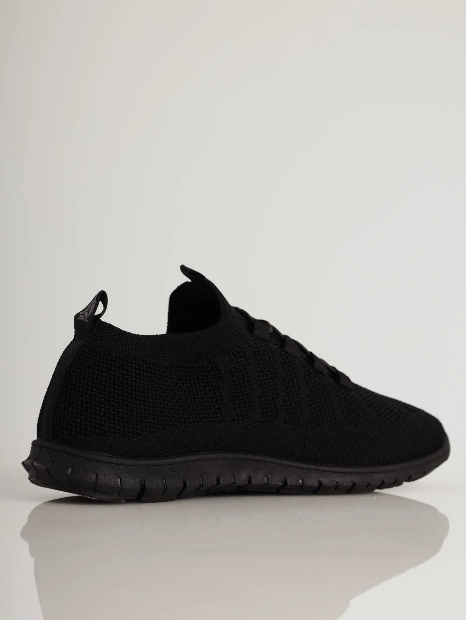 Ladies Soft Nansia Sneaker - Black