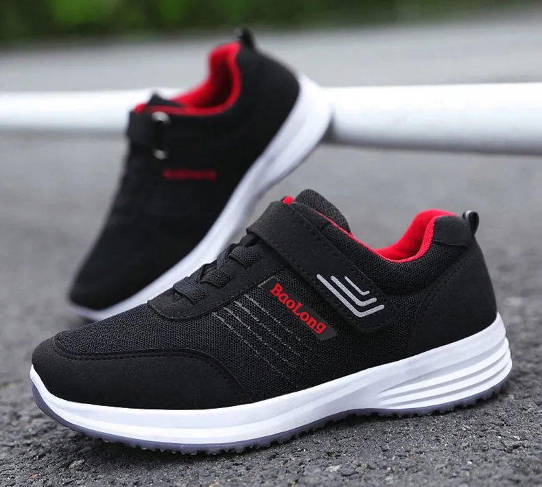 Low-Top Retro Graphic Sneakers for Women with Non-Slip Flexibility