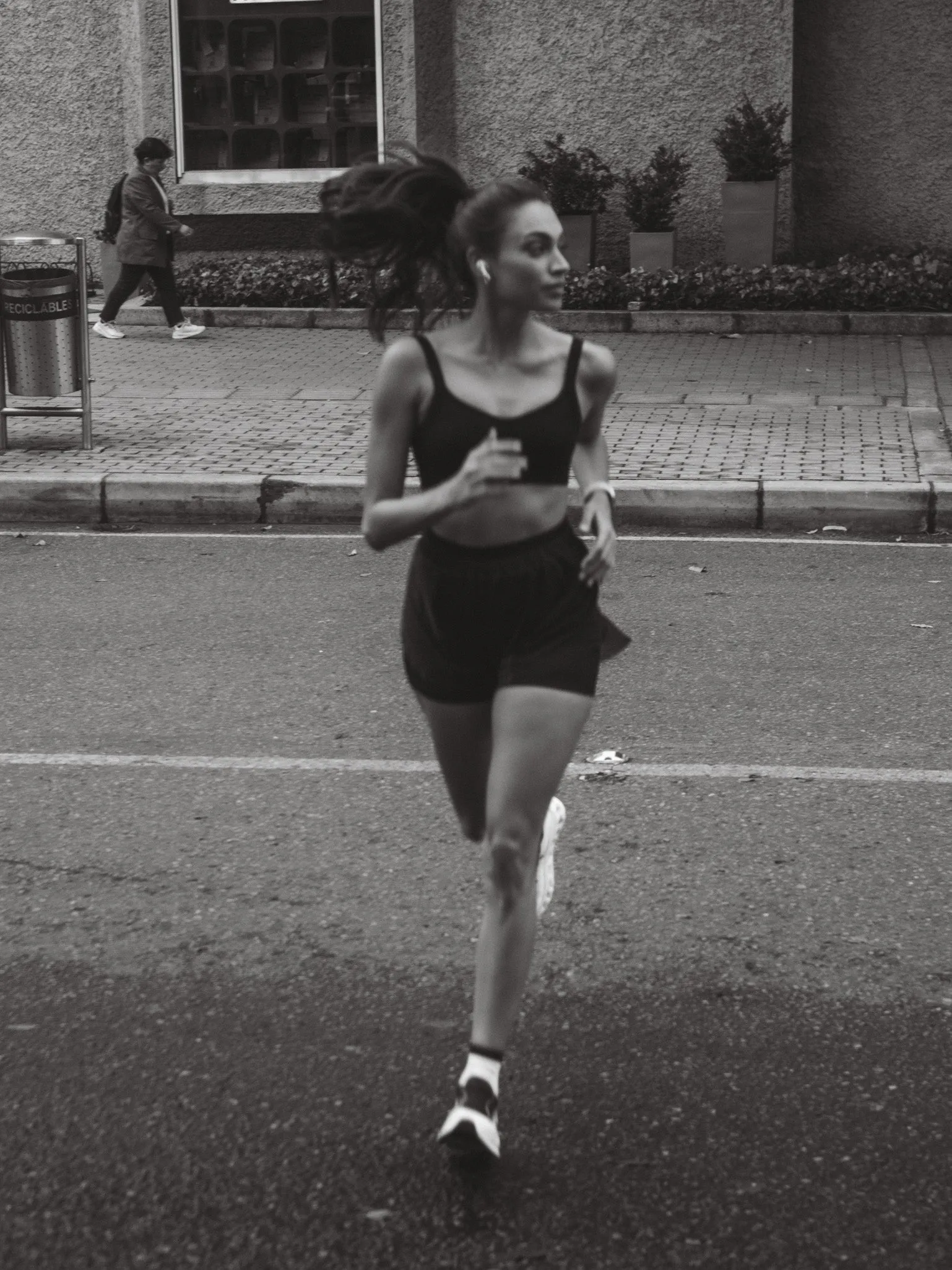 MESH RUNNING SHORT - CORE BLUE