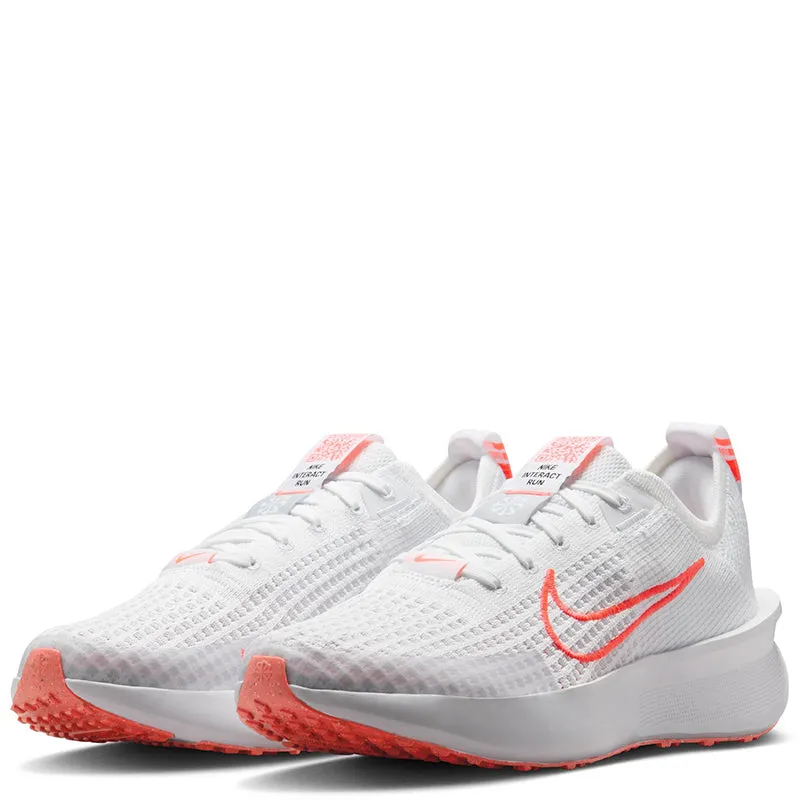 Nike Women's Interact Run