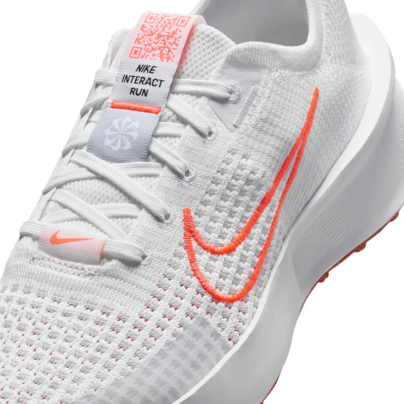 Nike Women's Interact Run