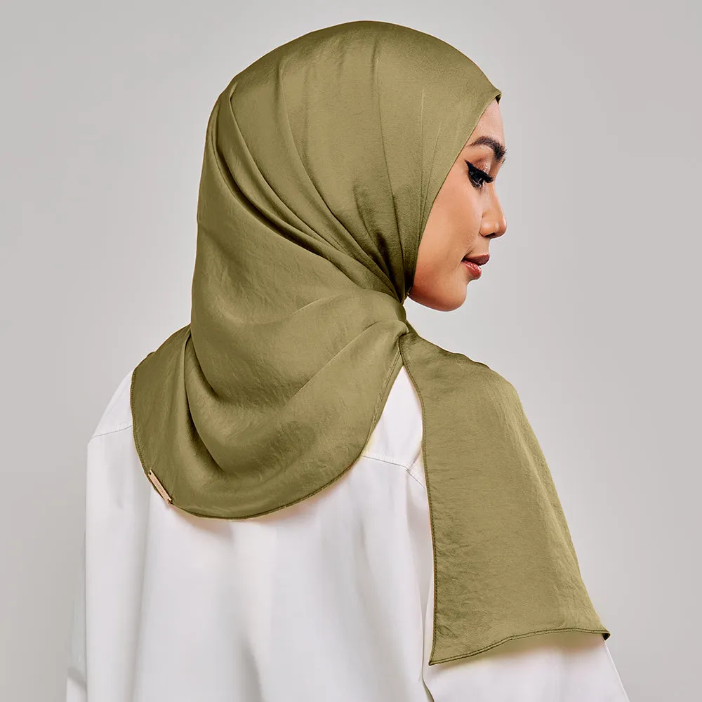Niya Satin in Edamame