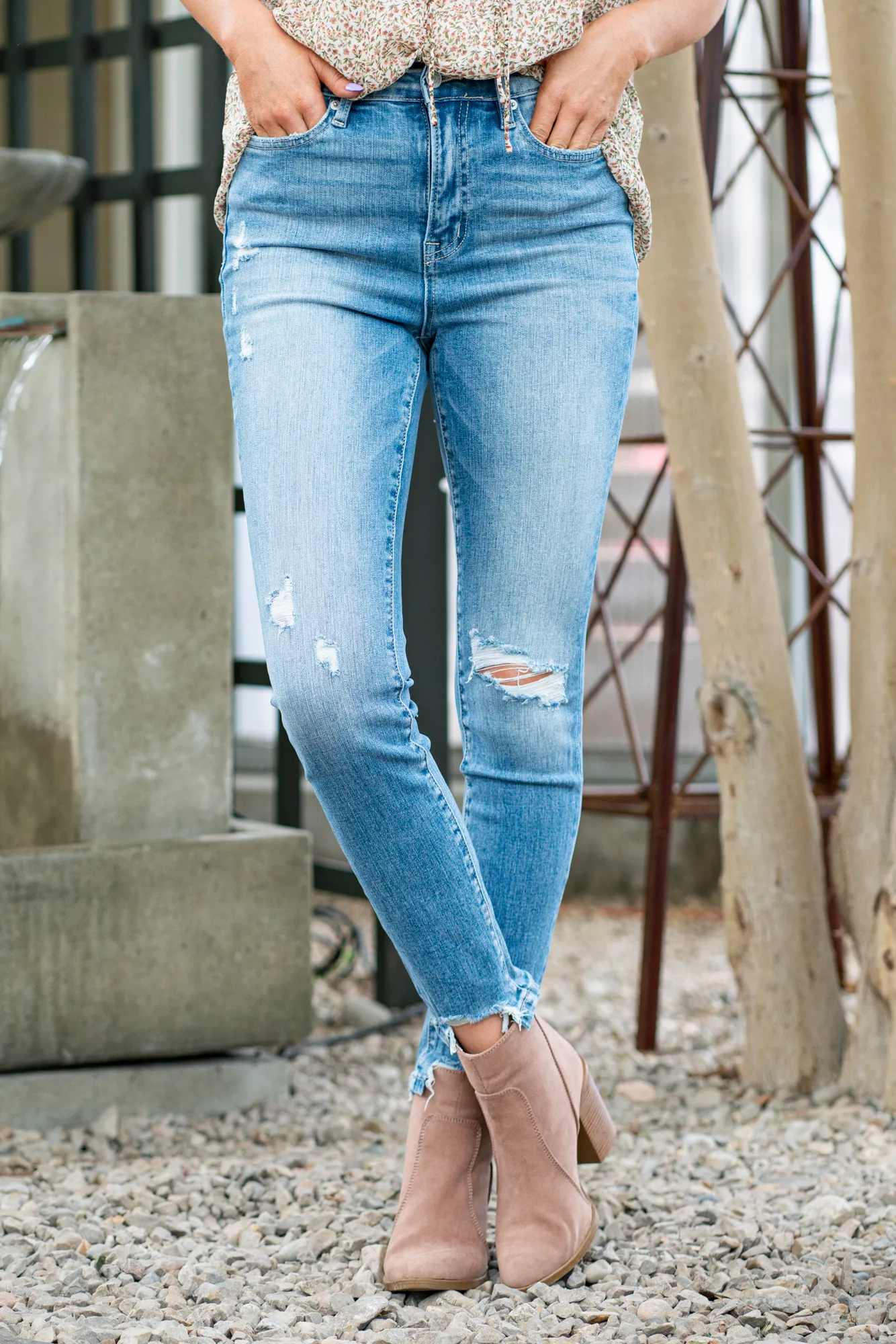 Reagan High Rise Distressed Skinny