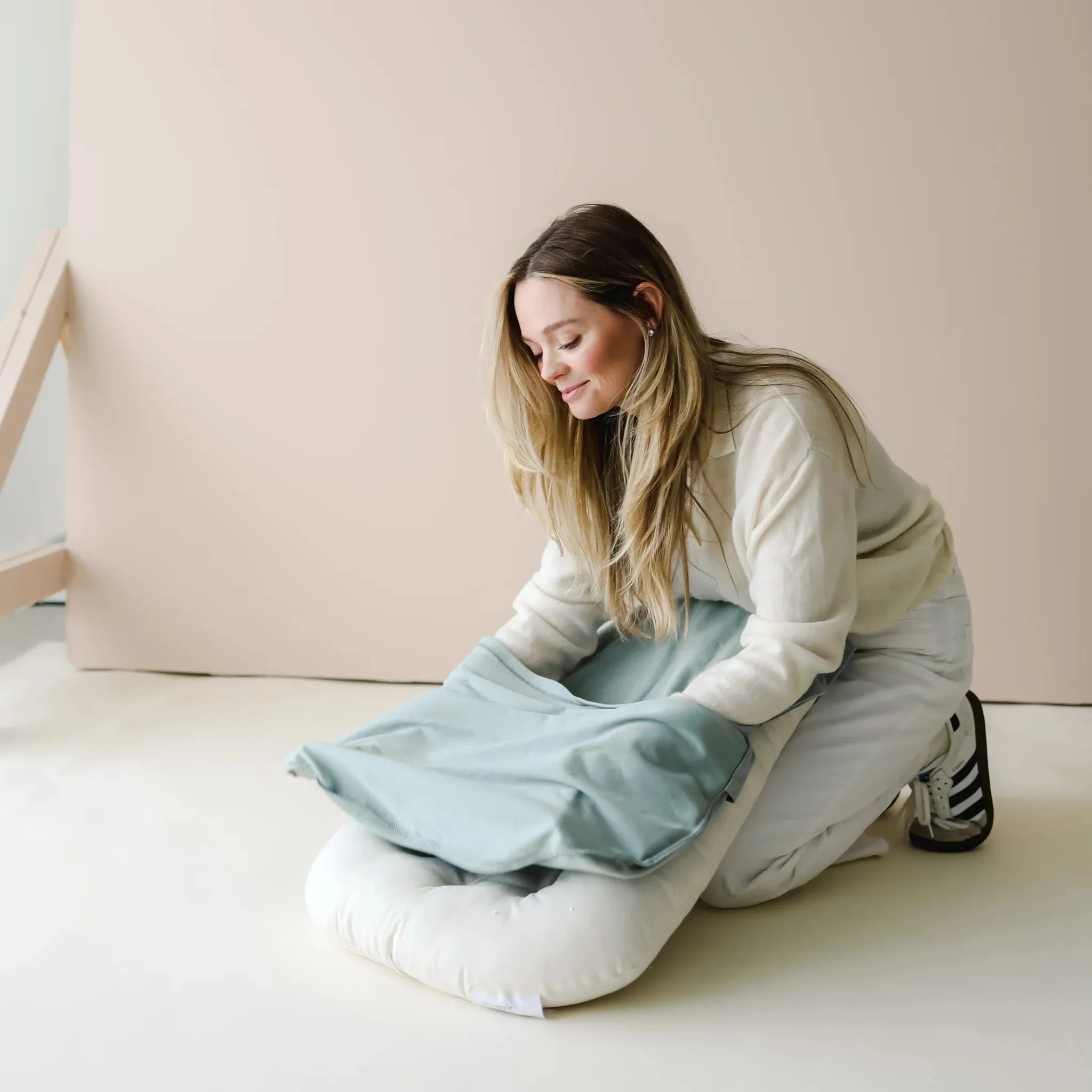 Snuggle Me Organic Lounger Cover - Slate