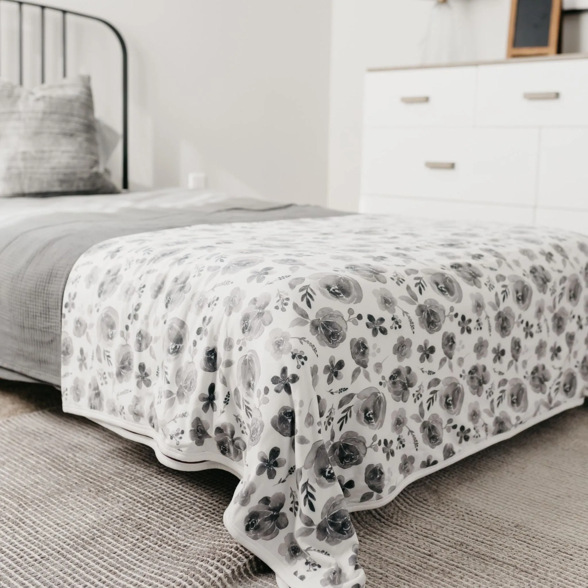 Three-Layer Jumbo Quilt - Rowan