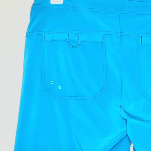 Title Nine Rogue 9&quot; Shorts Mid Rise Turquoise/Aqua Amphibious Women's Size 10