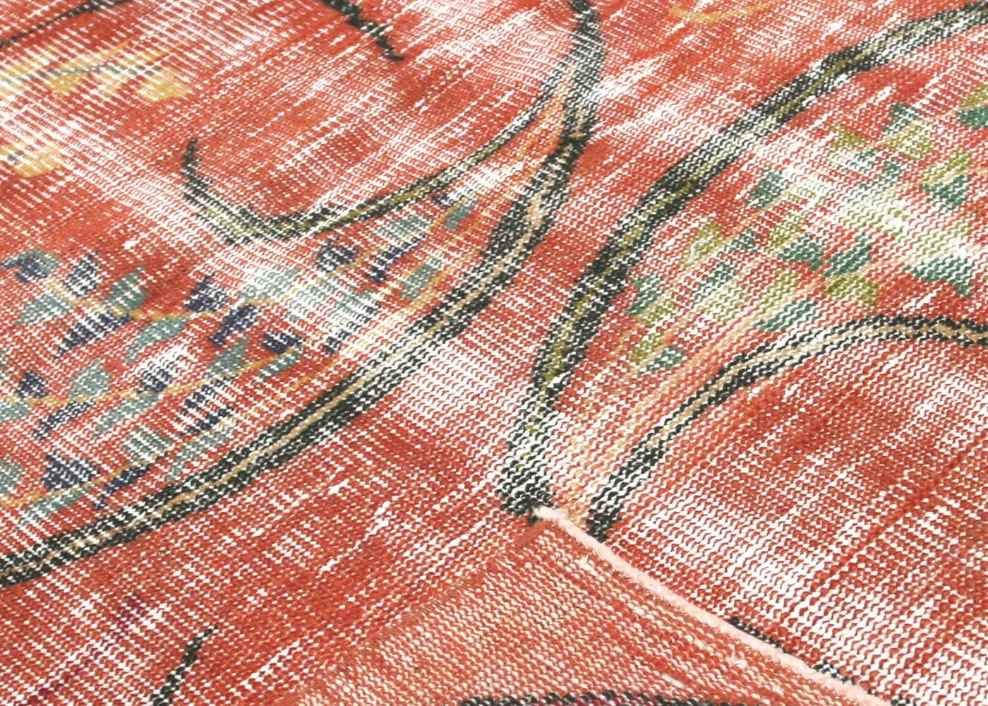 Vintage Turkish Mid-Century-Modern Rug - 4'9" x 7'2"